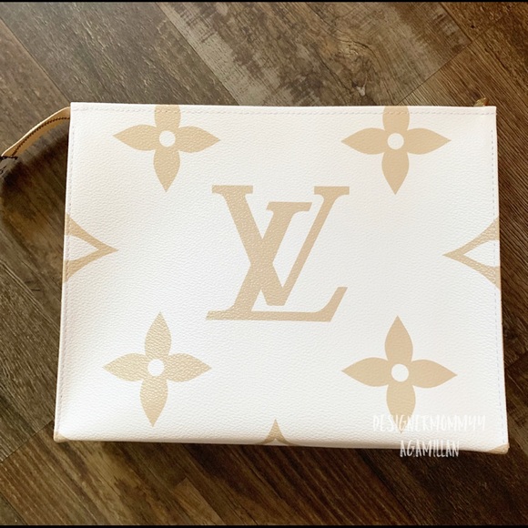❌❌SOLD!❌❌Louis Vuitton Toiletry Pouch 26 XL - Picture 2 of 6
